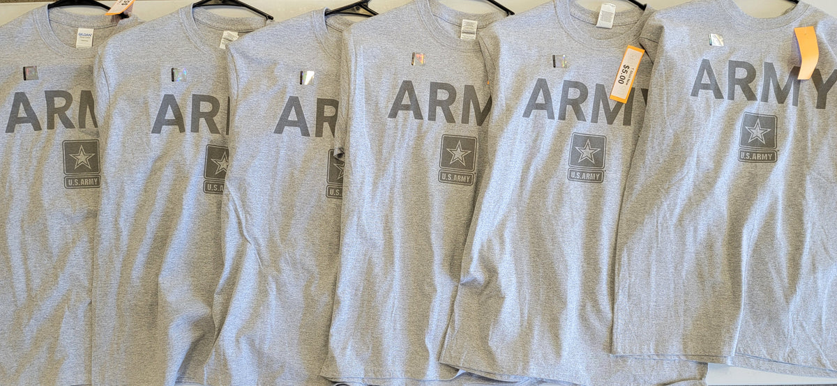 CLEARANCE - Men's MEDIUM - Military T-Shirt Lot #04