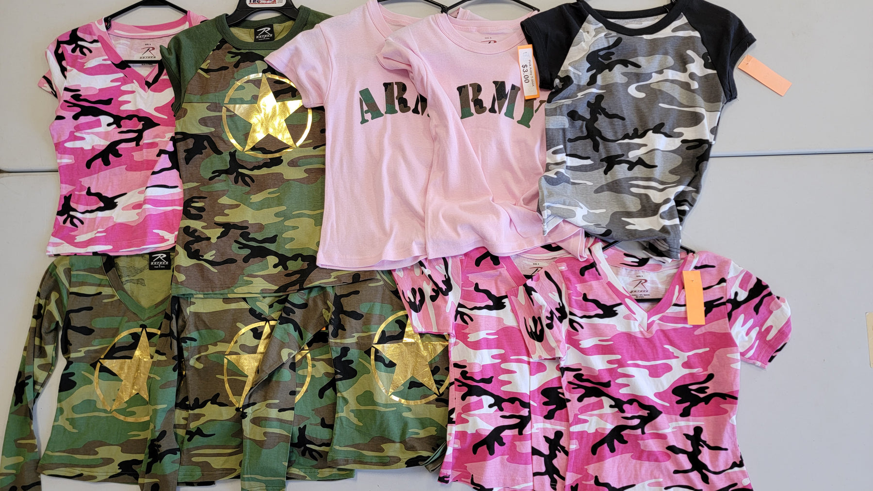 CLEARANCE - WOMEN'S Size Small - Military T-Shirt Lot #15
