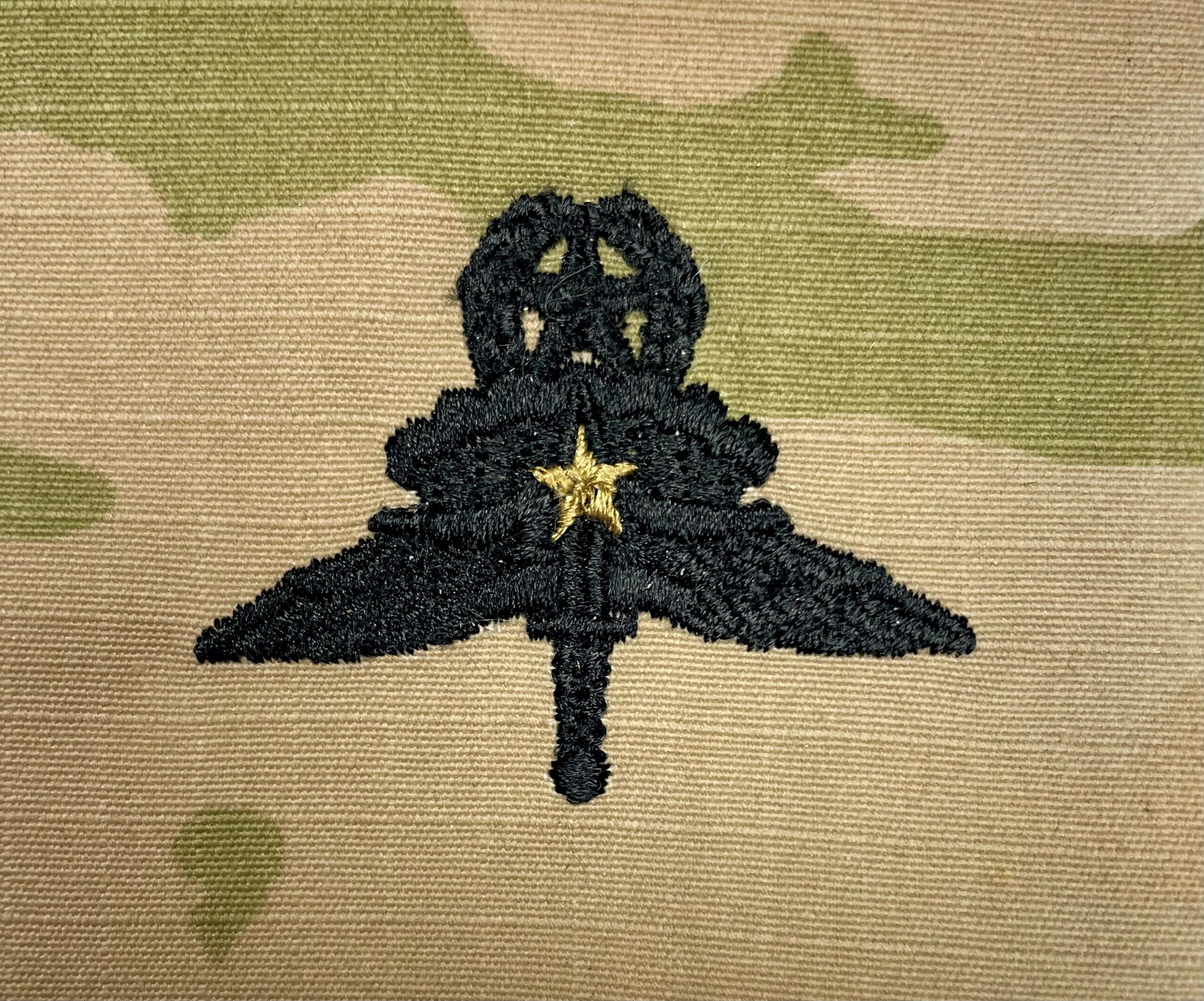 Combat HALO Free Fall Parachutist - U.S. Army OCP Occupational Badge - Embroidered Sew-On