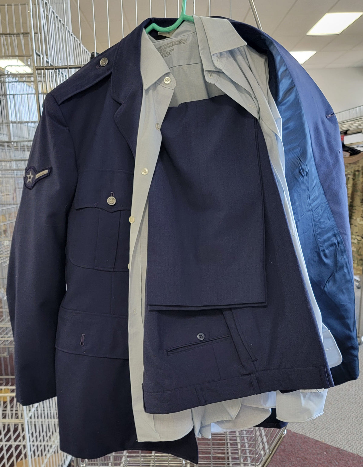 Vintage 1970s U.S. Air Force Dress Blue Tropical Poly/Wool Uniform Jacket and Pants