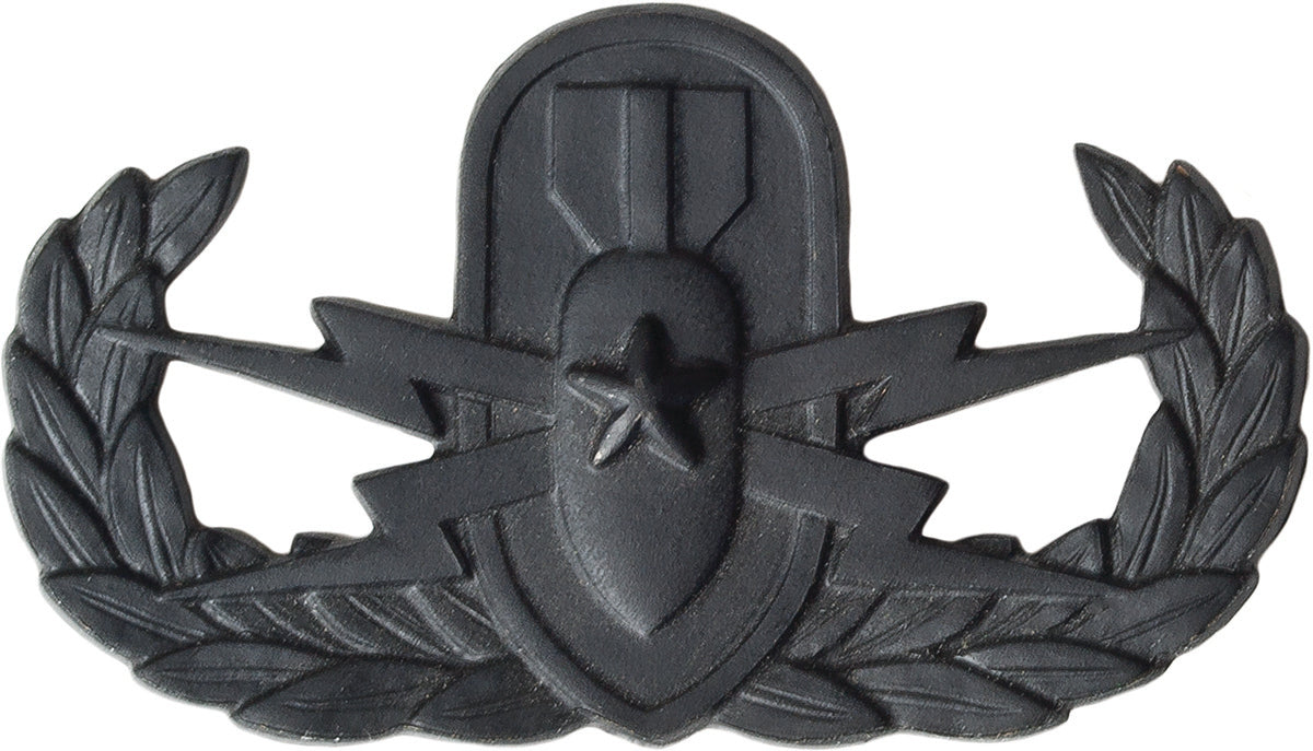 U.S. Army EOD Badge - Black Metal Pin-On