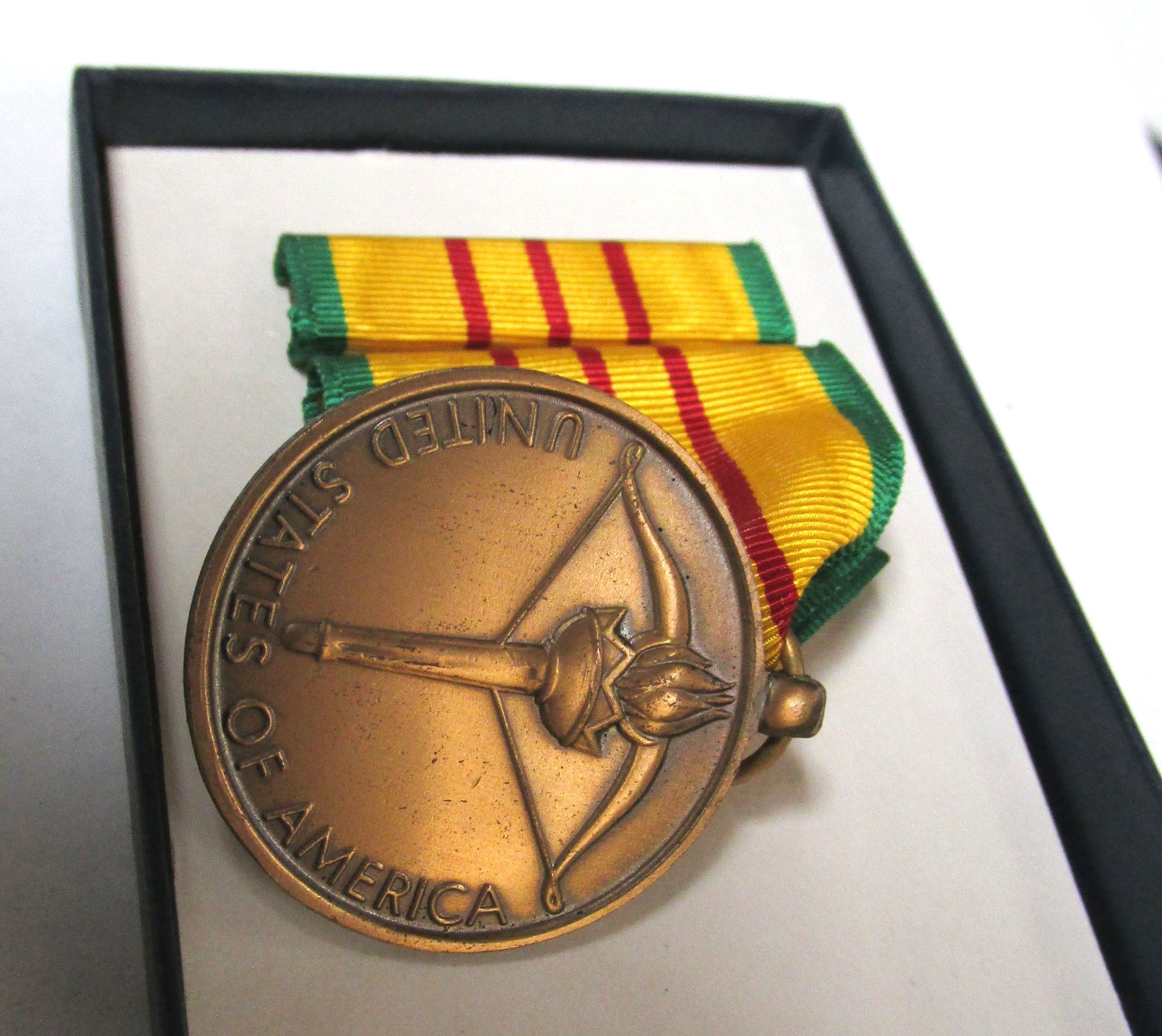 Vietnam Service Medal & Ribbon - U.S. Military Surplus 1960s/1970s