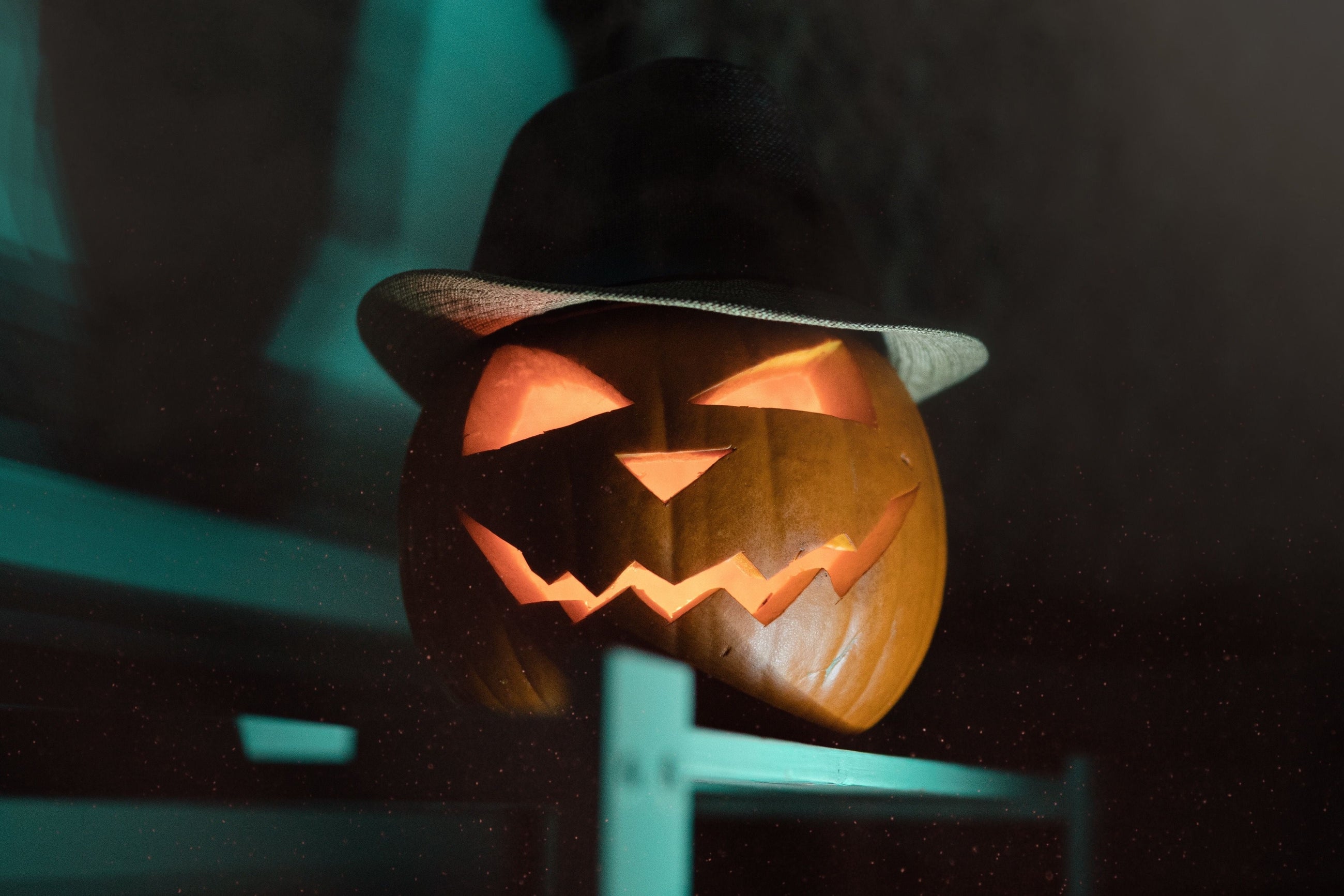 Halloween Costumes - Halloween Costume Ideas