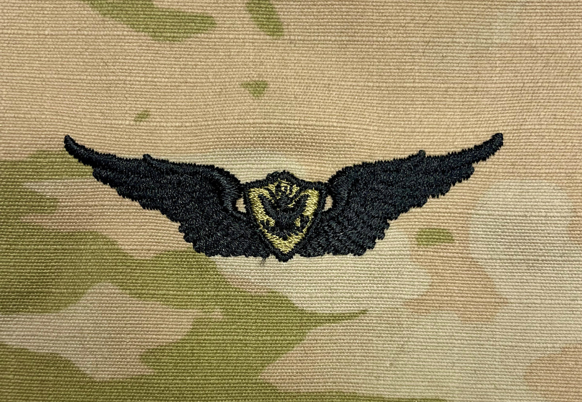 Aircraft Crewman OCP Qualification Badge