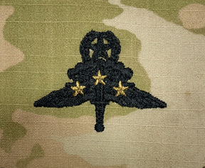 Combat Free Fall Parachutist - U.S. Army OCP Occupational Badge - Embroidered Sew-On