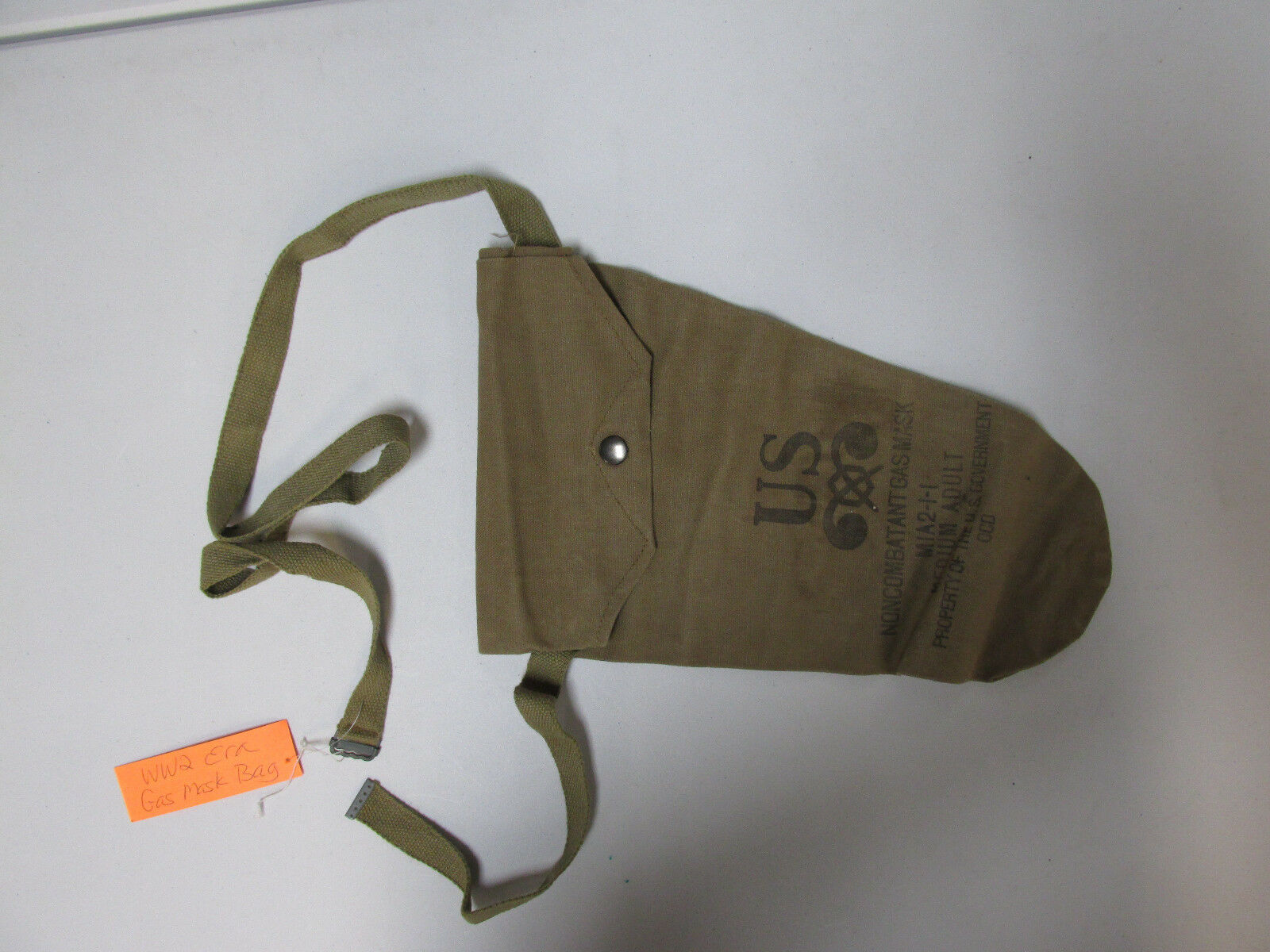 Vintage WWII U.S. NonCombatant Gas Mask Bag M1A2-1-1 -Military Surplus Cloth Bag