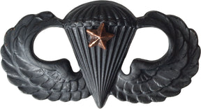 U.S. Army Parachutist Badge - Black Metal Pin-On