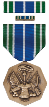 U.S. Army Achievement Medal Set with Ribbon and Lapel Pin
